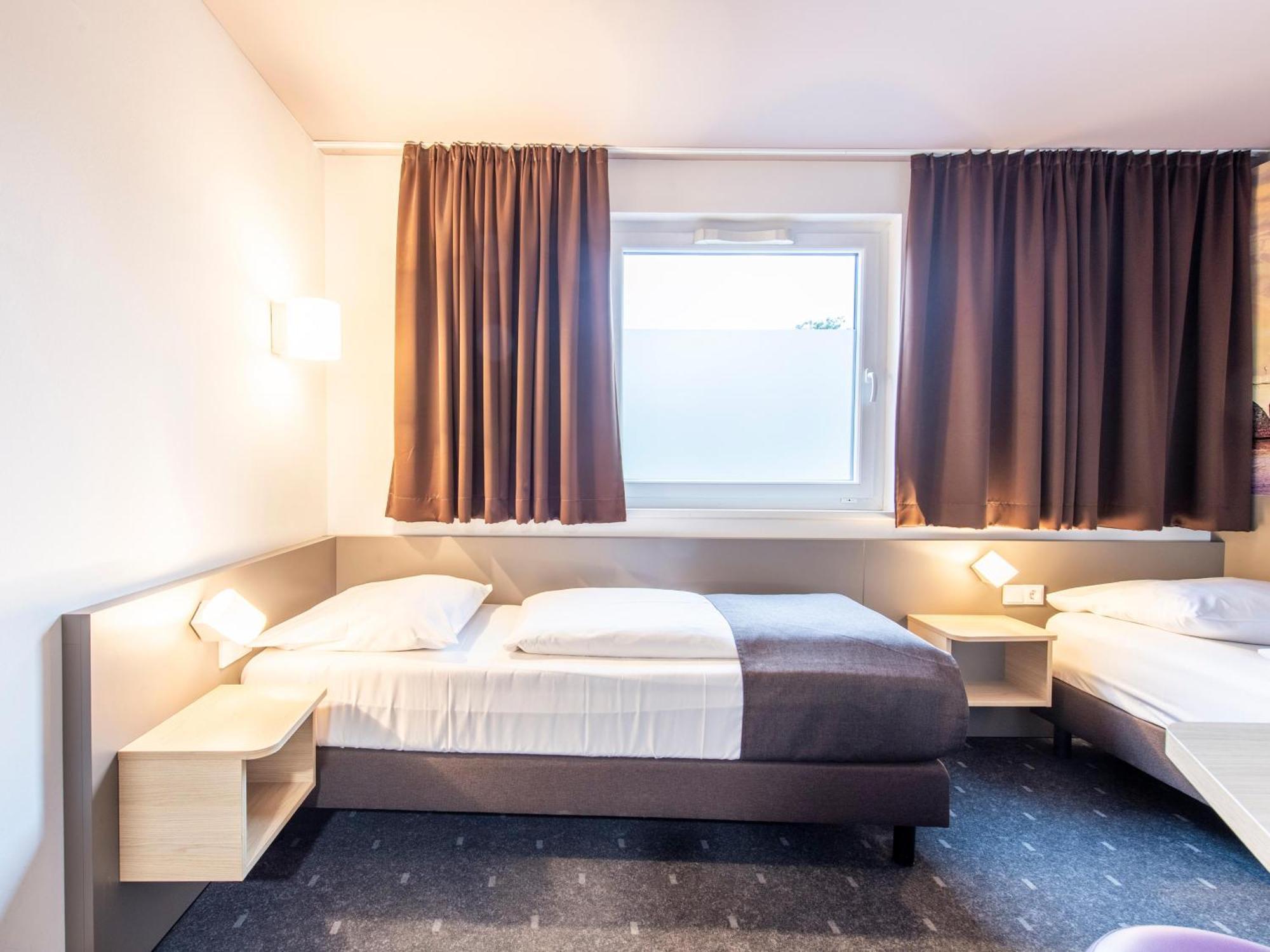 B&B Hotel Regensburg-City Exterior photo