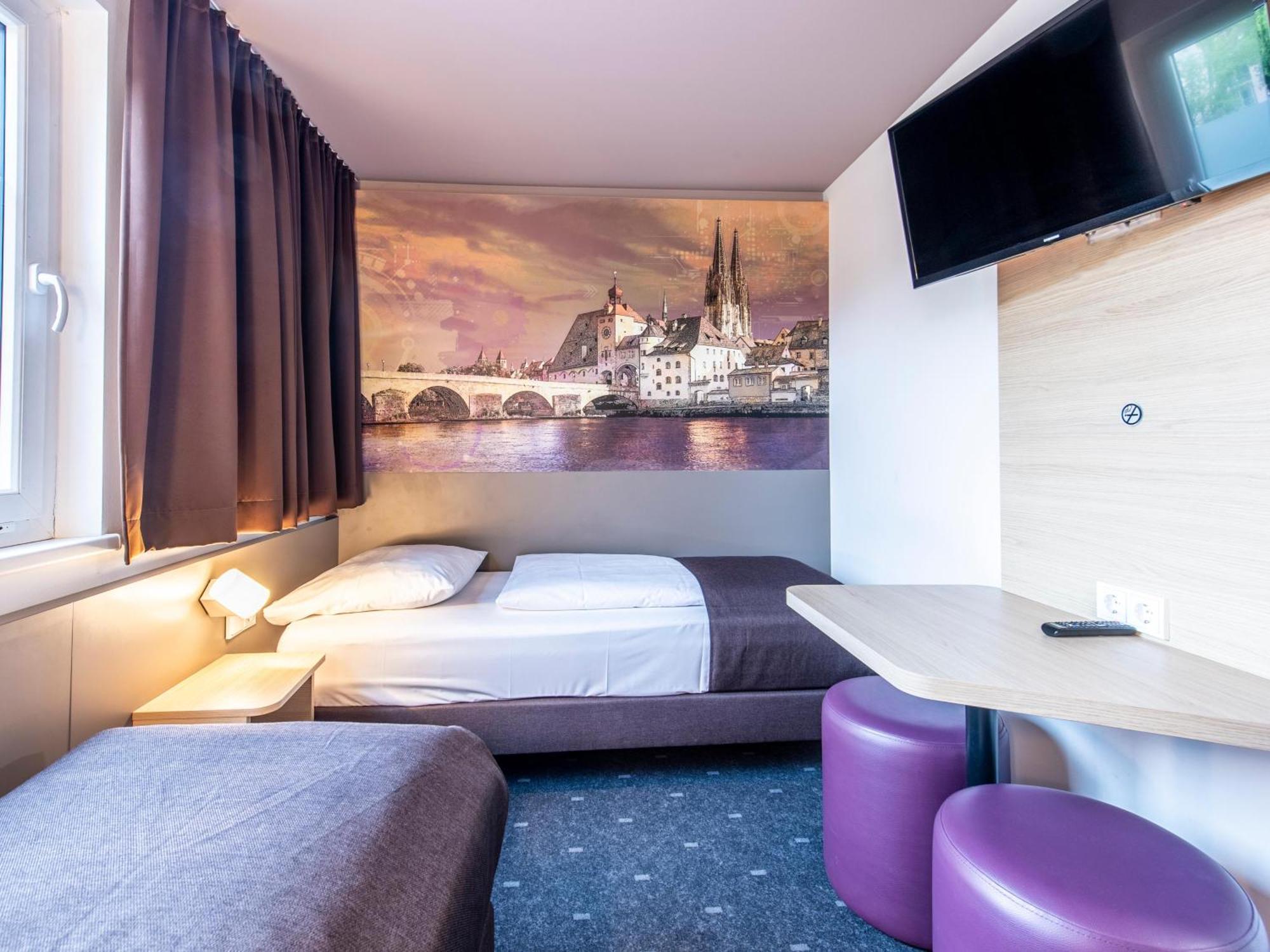 B&B Hotel Regensburg-City Exterior photo
